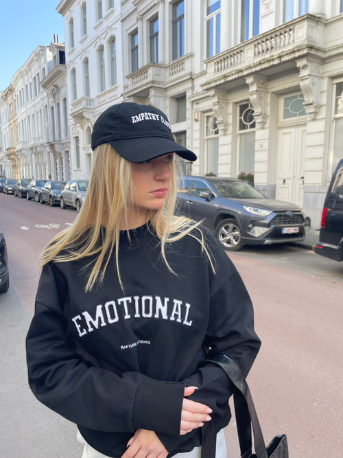 EMOTIONAL SWEATSHIRT
