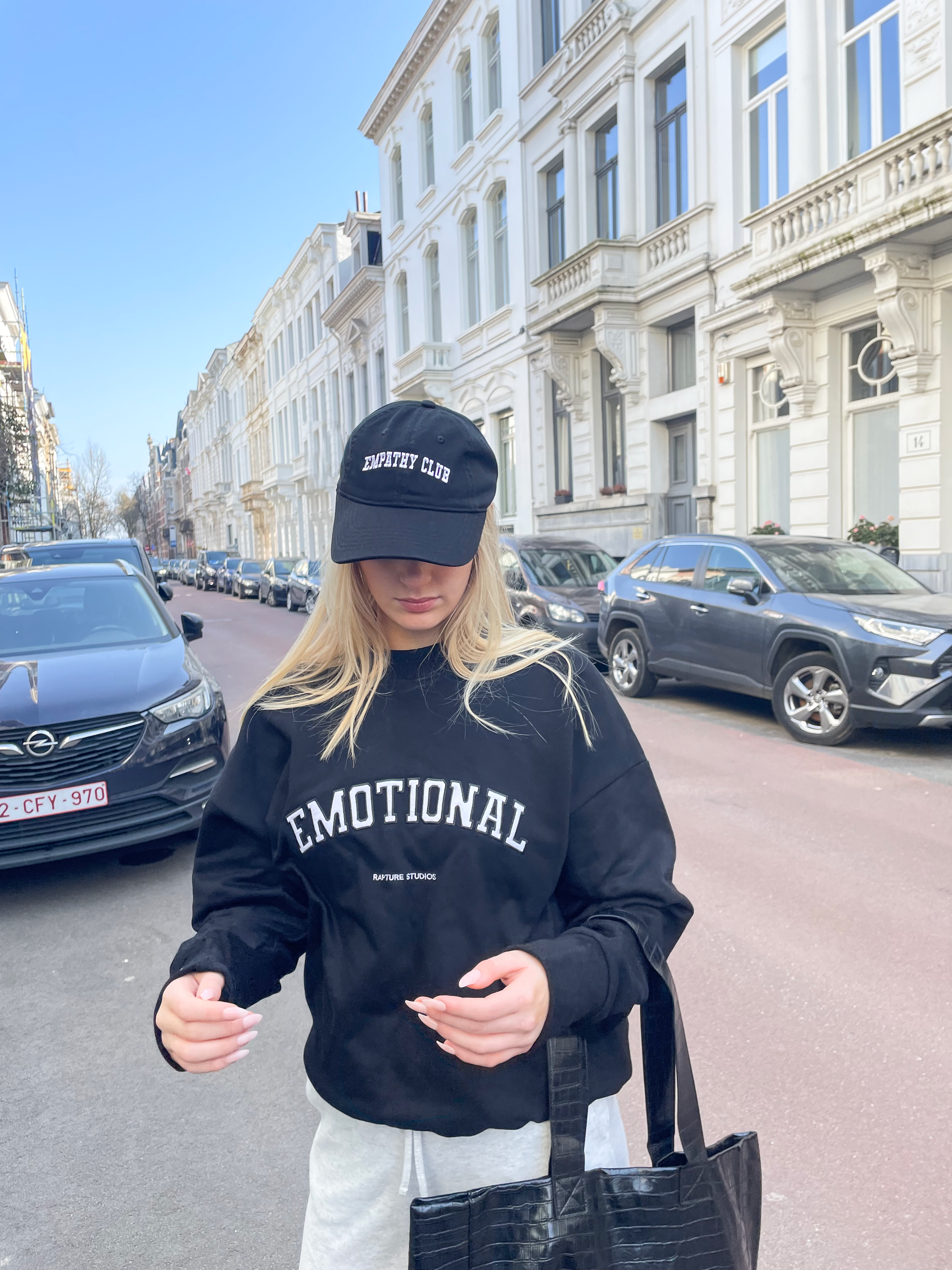 EMOTIONAL SWEATSHIRT